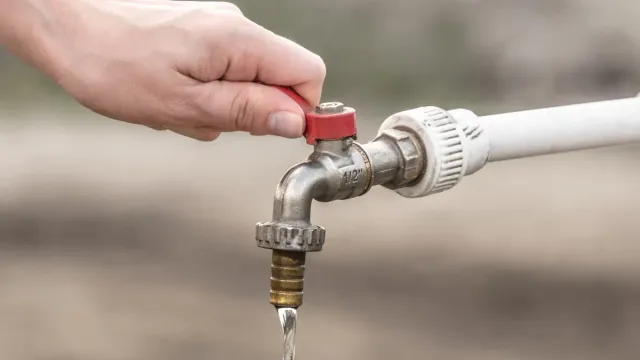 mumbai-water-crisis-may-imply-cut-on-commercial-uses-says-bmc-as-rainfall-falls-short